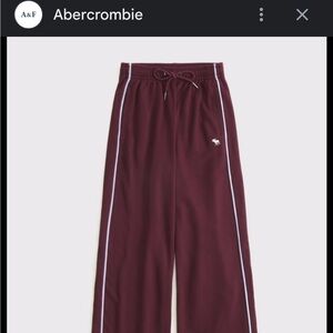 Abercrombie maroon sweatpants straight leg